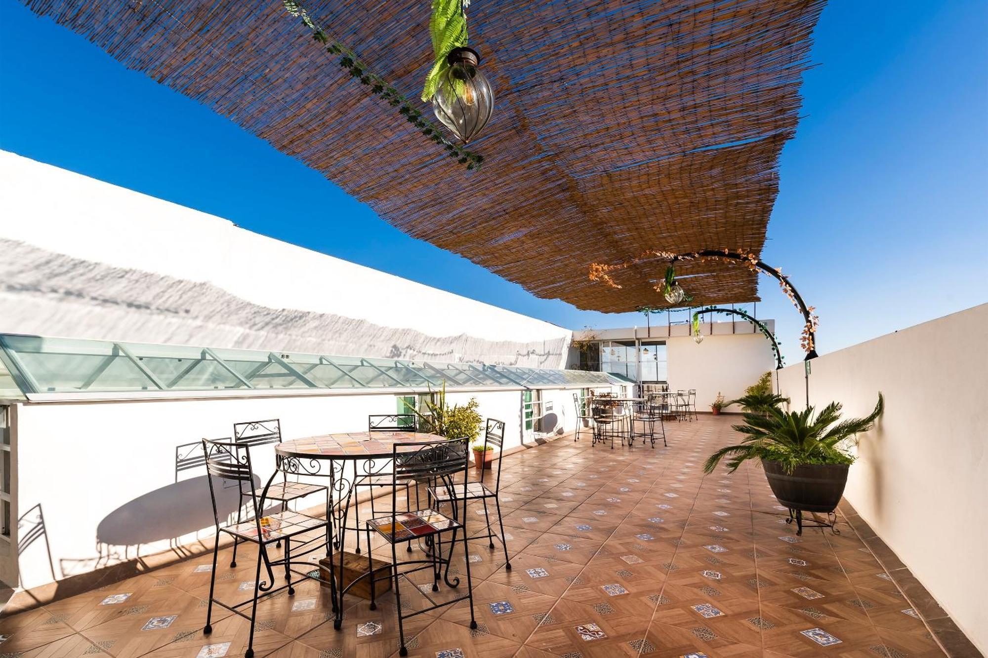 Capital O Hotel Joyma Suites, San Luis サン・ルイス・ポトシ エクステリア 写真